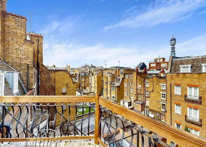 Heart Of London Flat With Balcony
